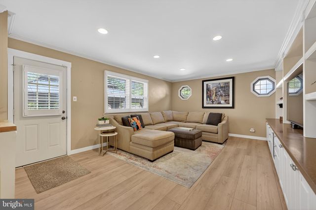 1758 FIRESIDE LN, Cherry Hill, NJ 08003
