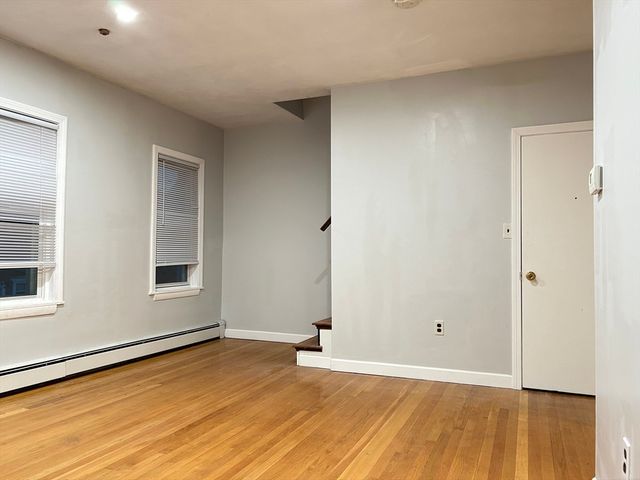 318 Granite St 2, Quincy, MA 02169