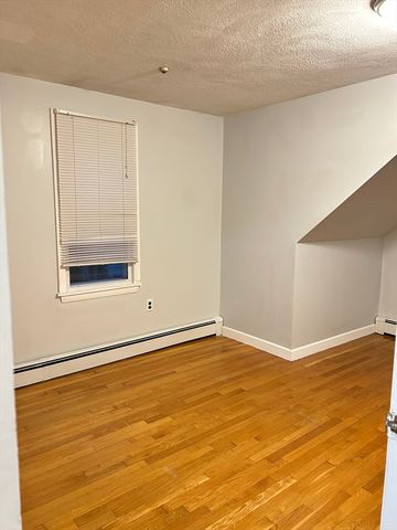 318 Granite St 2, Quincy, MA 02169