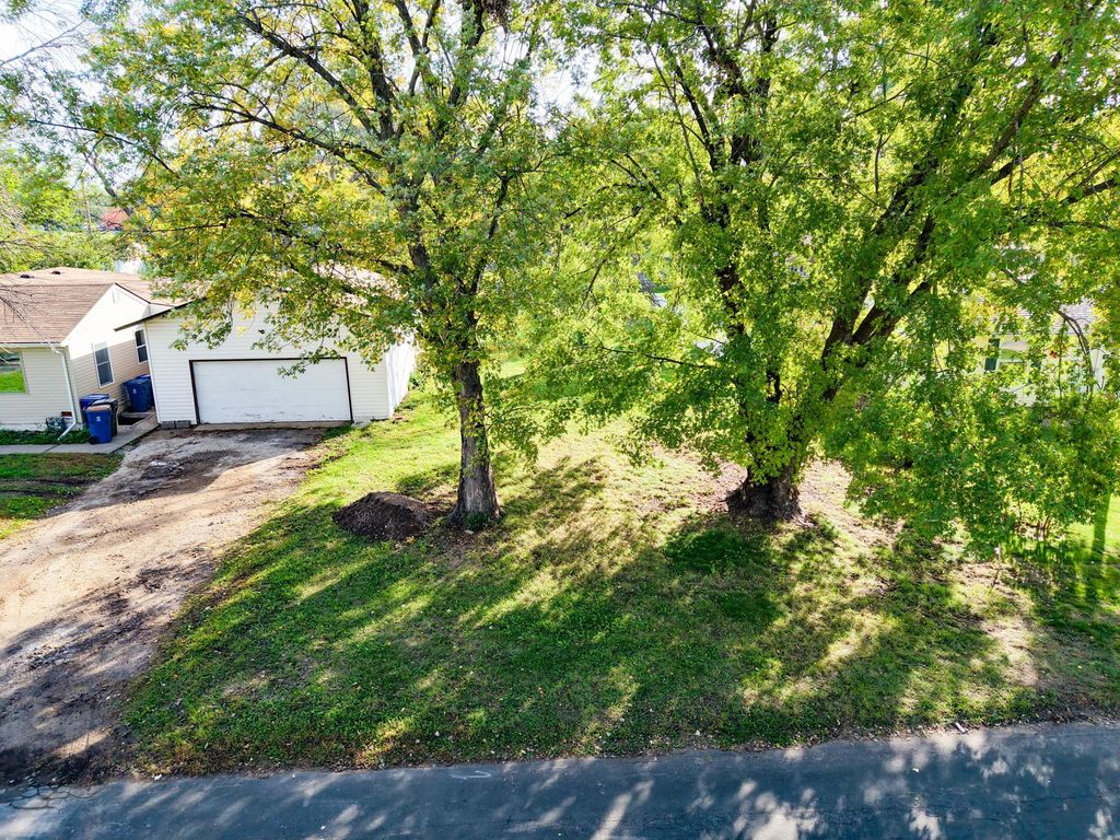 9211 Columbus Avenue S, Bloomington, MN 55420 — photo 5