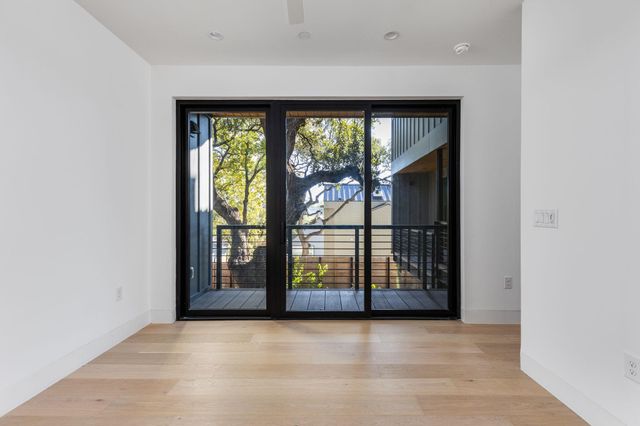 1603 Chelsea LN 1, Austin, TX 78704