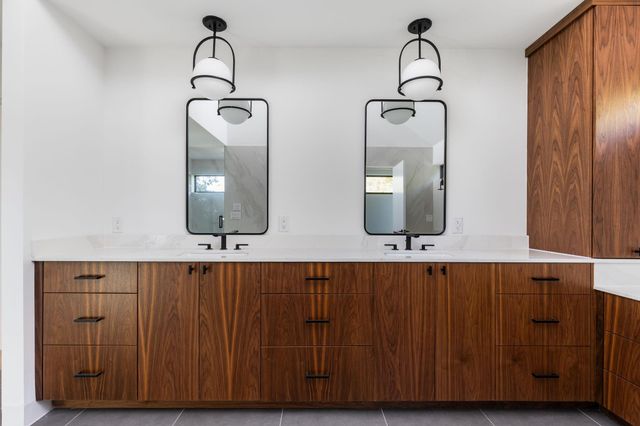 1603 Chelsea LN 1, Austin, TX 78704