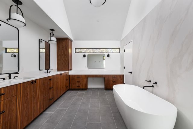 1603 Chelsea LN 1, Austin, TX 78704