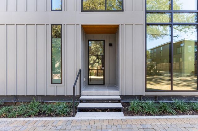 1603 Chelsea LN 1, Austin, TX 78704