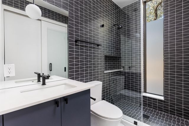 1603 Chelsea LN 1, Austin, TX 78704