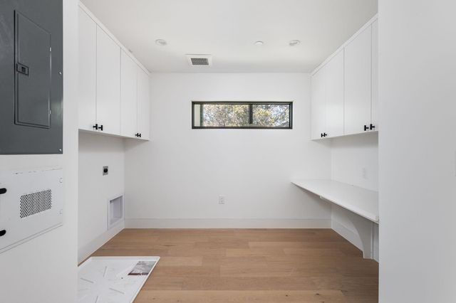 1603 Chelsea LN 1, Austin, TX 78704