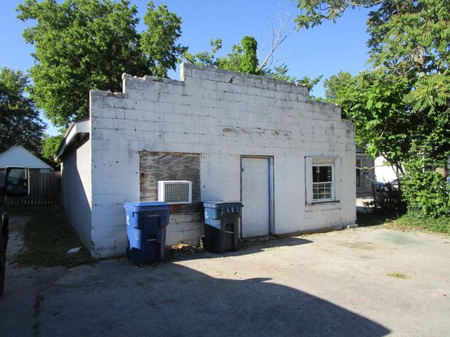 698 W Jefferson Street, Berea, KY 40403