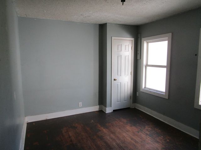 698 W Jefferson Street, Berea, KY 40403