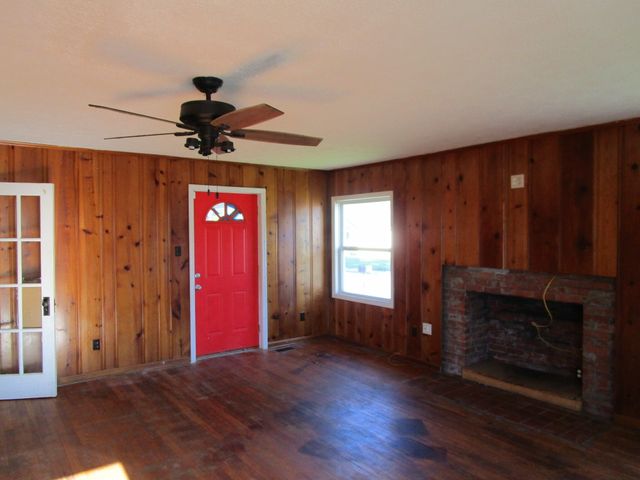 698 W Jefferson Street, Berea, KY 40403