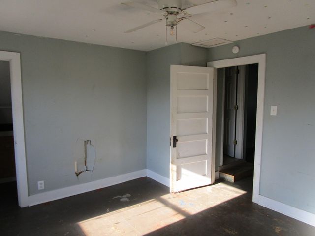 698 W Jefferson Street, Berea, KY 40403
