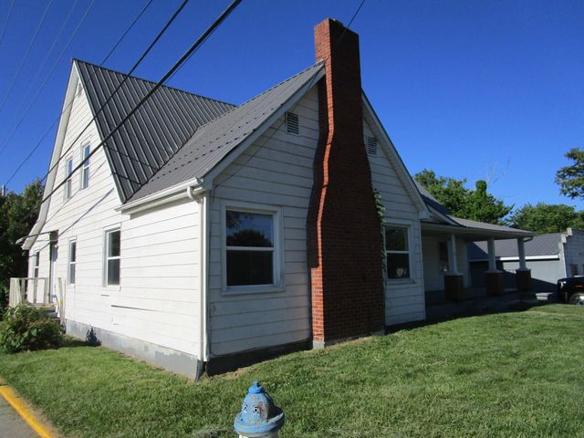 698 W Jefferson Street, Berea, KY 40403