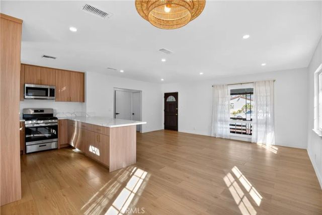 16682 E Greenhaven, Covina, CA 91722