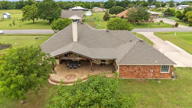 6581 Meadow Ridge Circle, Nevada, TX 75173