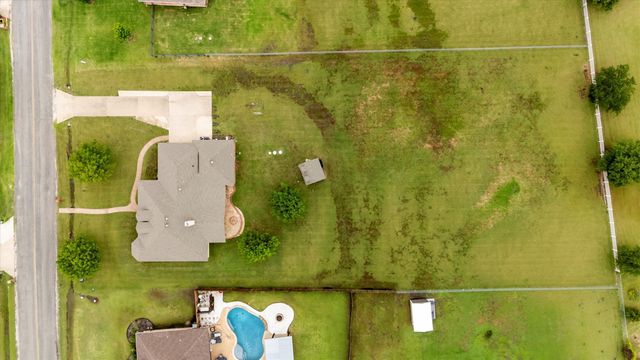 6581 Meadow Ridge Circle, Nevada, TX 75173