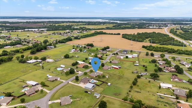 6581 Meadow Ridge Circle, Nevada, TX 75173