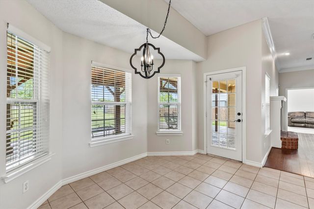 6581 Meadow Ridge Circle, Nevada, TX 75173