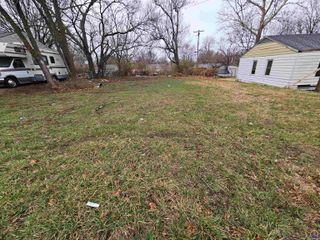 3509 SE Adams St, Topeka, KS 66605