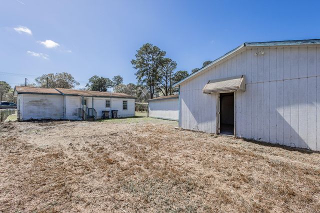 1632 Central Avenue, Summerville, SC 29483
