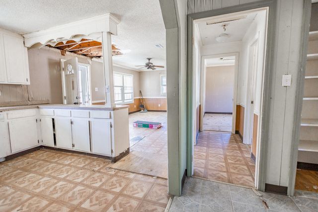 1632 Central Avenue, Summerville, SC 29483