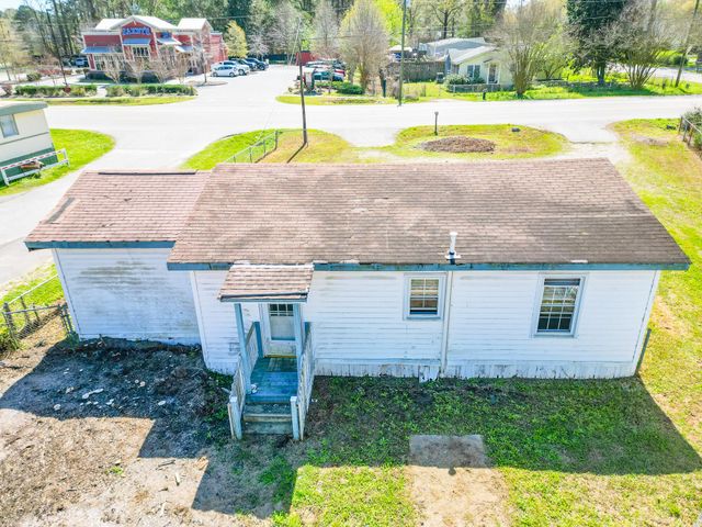 1632 Central Avenue, Summerville, SC 29483
