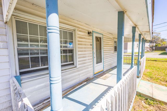 1632 Central Avenue, Summerville, SC 29483