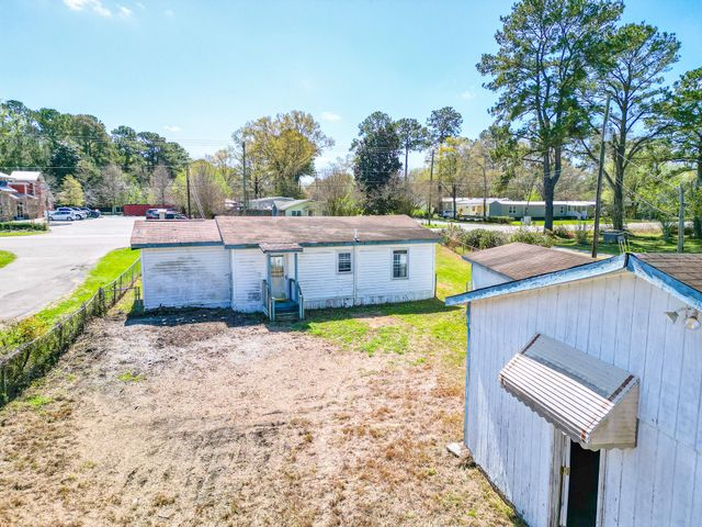 1632 Central Avenue, Summerville, SC 29483