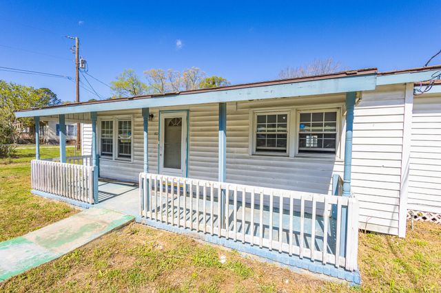 1632 Central Avenue, Summerville, SC 29483