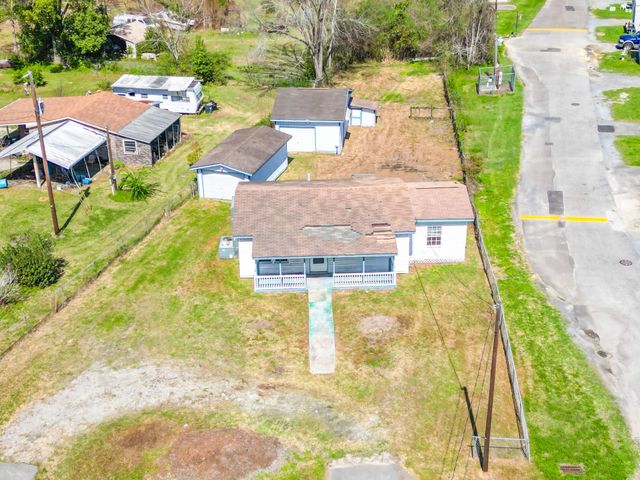 1632 Central Avenue, Summerville, SC 29483