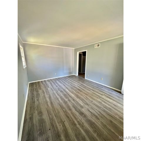 2412 E 4TH Street, Montgomery, AL 36106