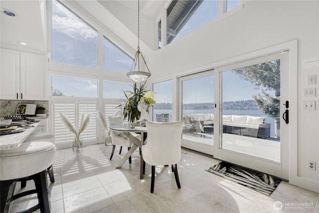 16035 Inglewood Road NE, Kenmore, WA 98028