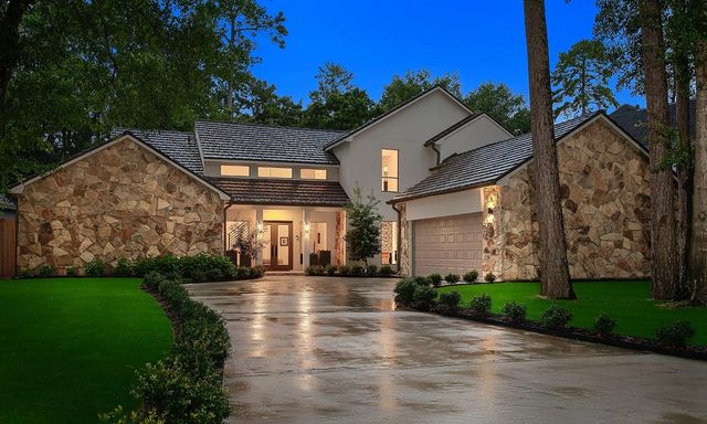 9 Paintedcup Court, The Woodlands, TX 77380