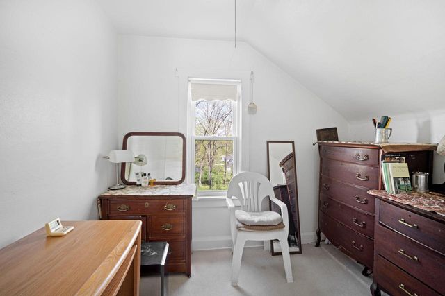 12600 W Prospect DRIVE, New Berlin, WI 53151