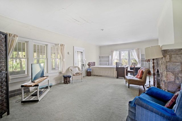 12600 W Prospect DRIVE, New Berlin, WI 53151