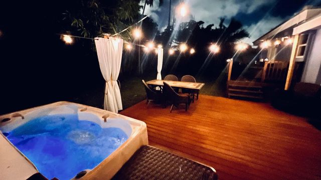 5574 Lake Osborne Drive, Lake Worth, FL 33461