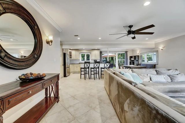 5574 Lake Osborne Drive, Lake Worth, FL 33461