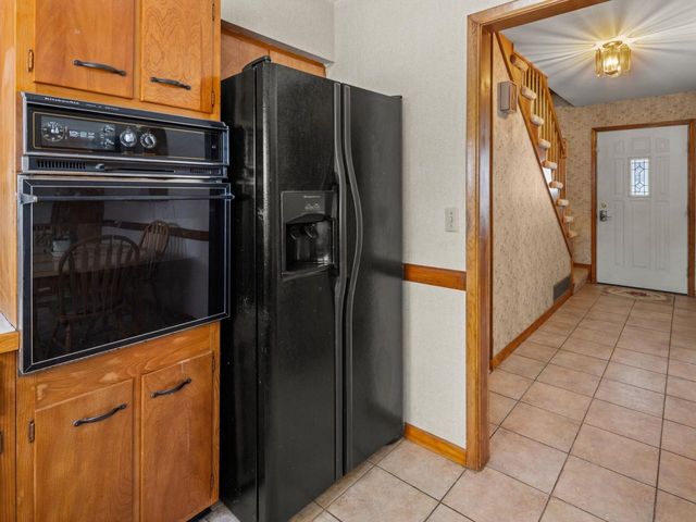 71 Lakewood Parkway, Burlington, VT 05408