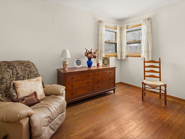 71 Lakewood Parkway, Burlington, VT 05408