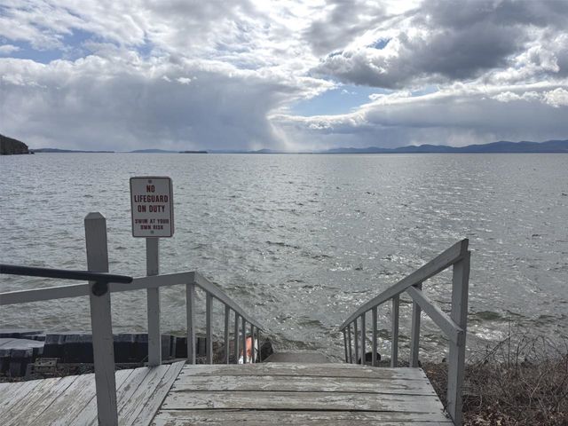 71 Lakewood Parkway, Burlington, VT 05408