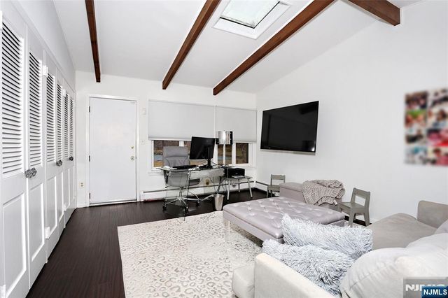 5 Carnot Avenue, Woodcliff Lake, NJ 07677