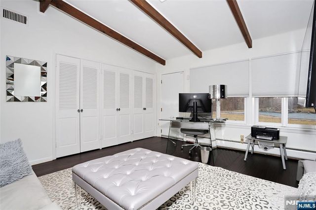 5 Carnot Avenue, Woodcliff Lake, NJ 07677