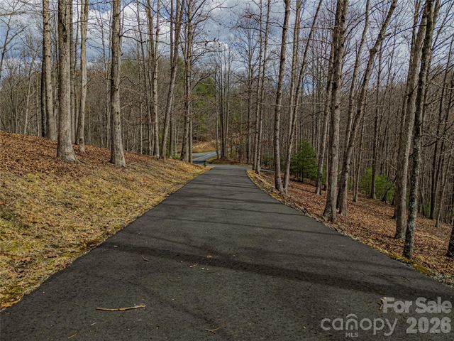 51 Wild Turkey Loop 32, Marshall, NC 28753