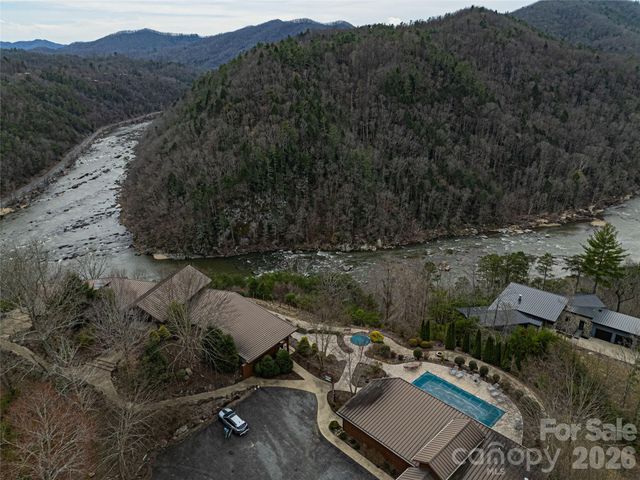 51 Wild Turkey Loop 32, Marshall, NC 28753
