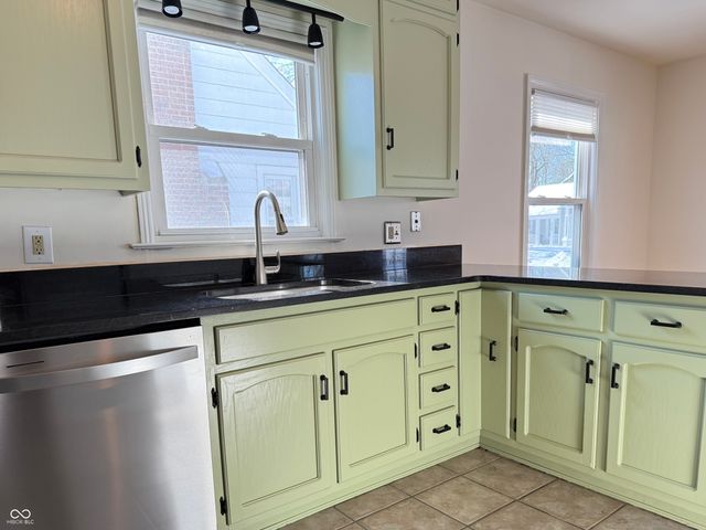 6025 Crittenden Avenue, Indianapolis, IN 46220