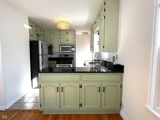 6025 Crittenden Avenue, Indianapolis, IN 46220