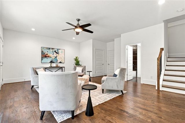1099 Briar Cove Circle NE, Atlanta, GA 30329