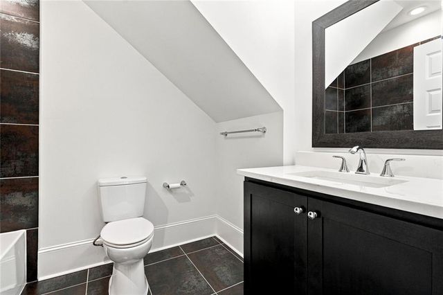 1099 Briar Cove Circle NE, Atlanta, GA 30329