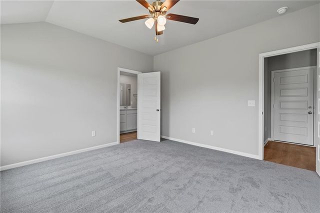 19515 Lincoln Street, Spring Hill, KS 66083