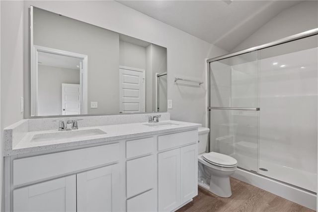 19515 Lincoln Street, Spring Hill, KS 66083