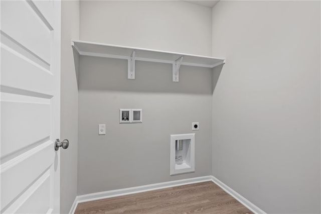 19515 Lincoln Street, Spring Hill, KS 66083