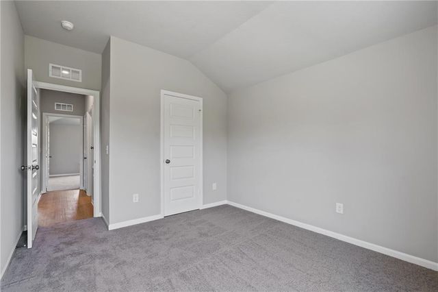19515 Lincoln Street, Spring Hill, KS 66083